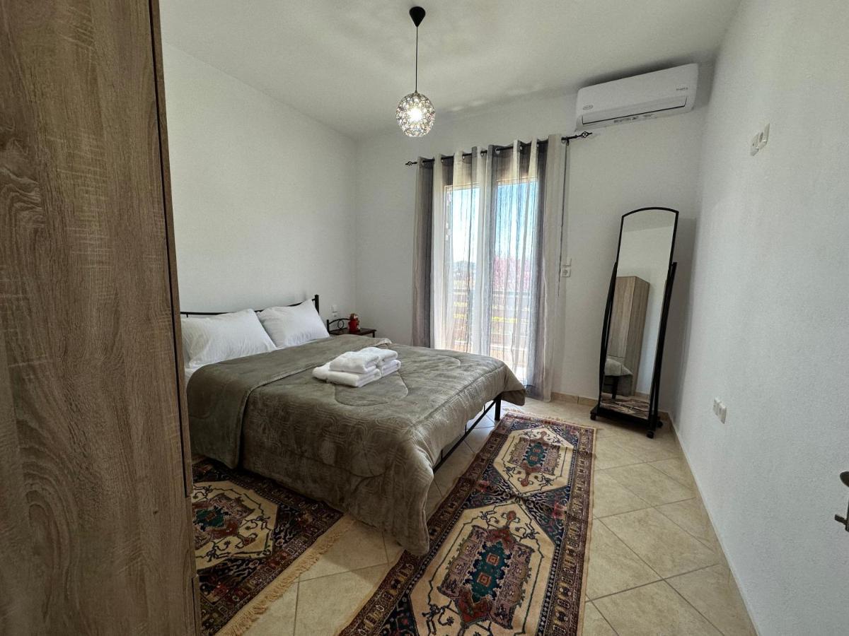 Georgia'S Guesthouse Kalampáka Luaran gambar